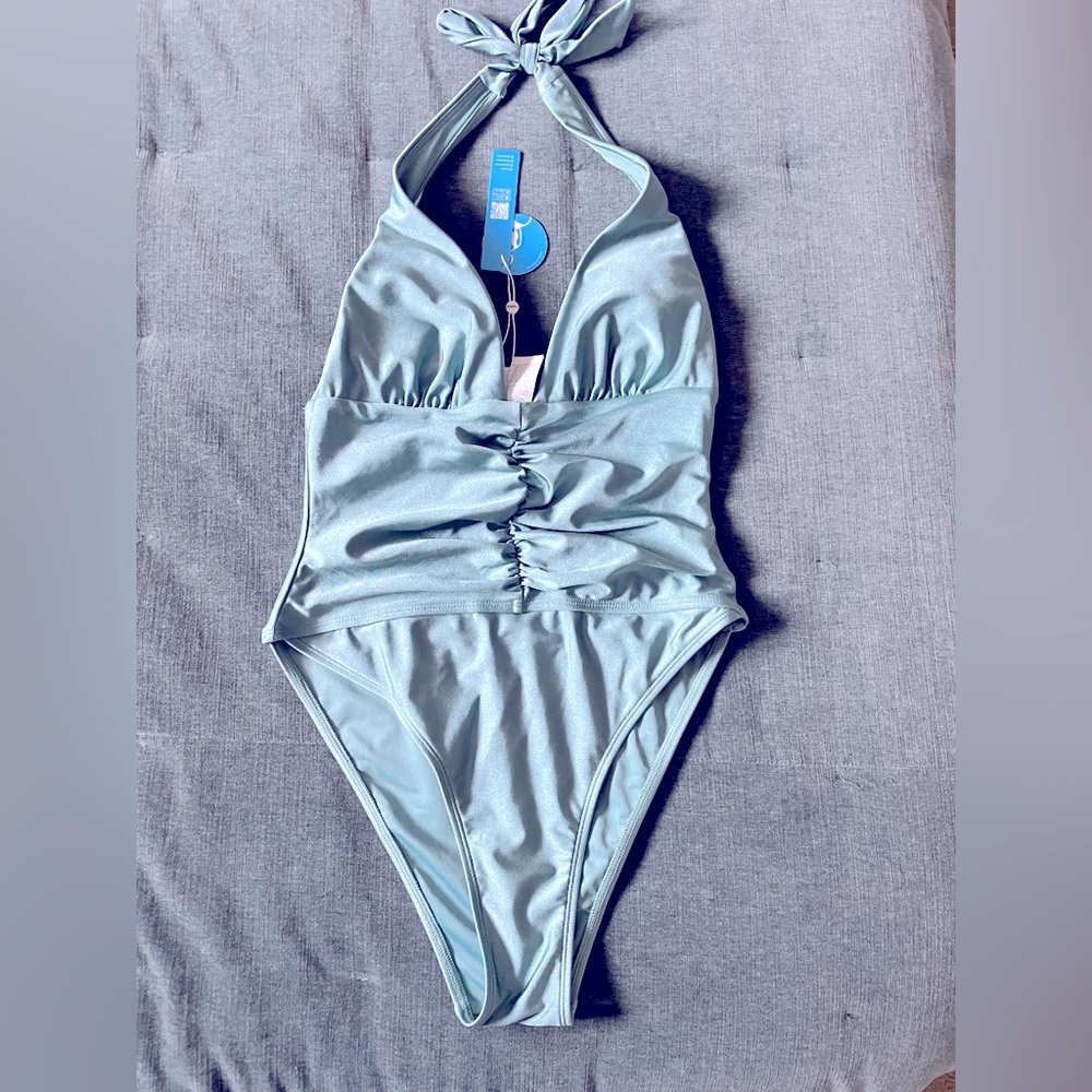 Beautiful shimmery blue Cupshe one piece